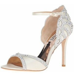 Badgley Mischka Gold Heels! Worn 1x!